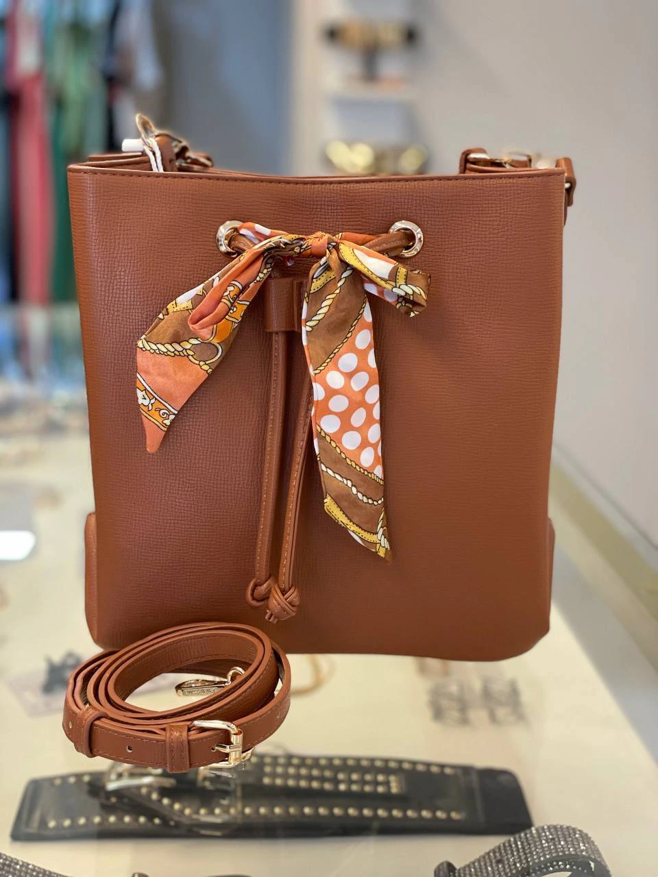 Bolsa BP35 Com Lenço