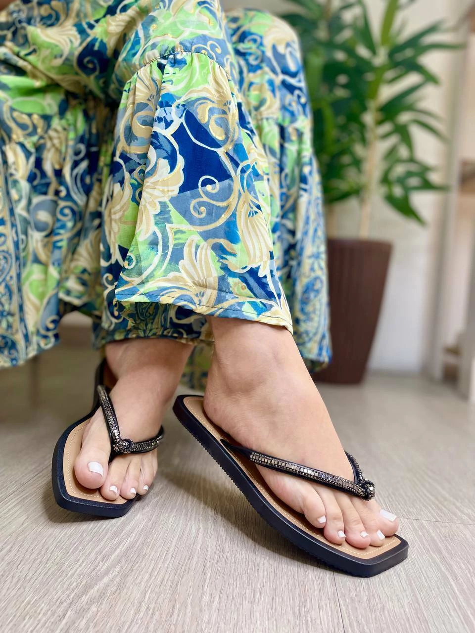 Chinelo Tiras Nó - Preto