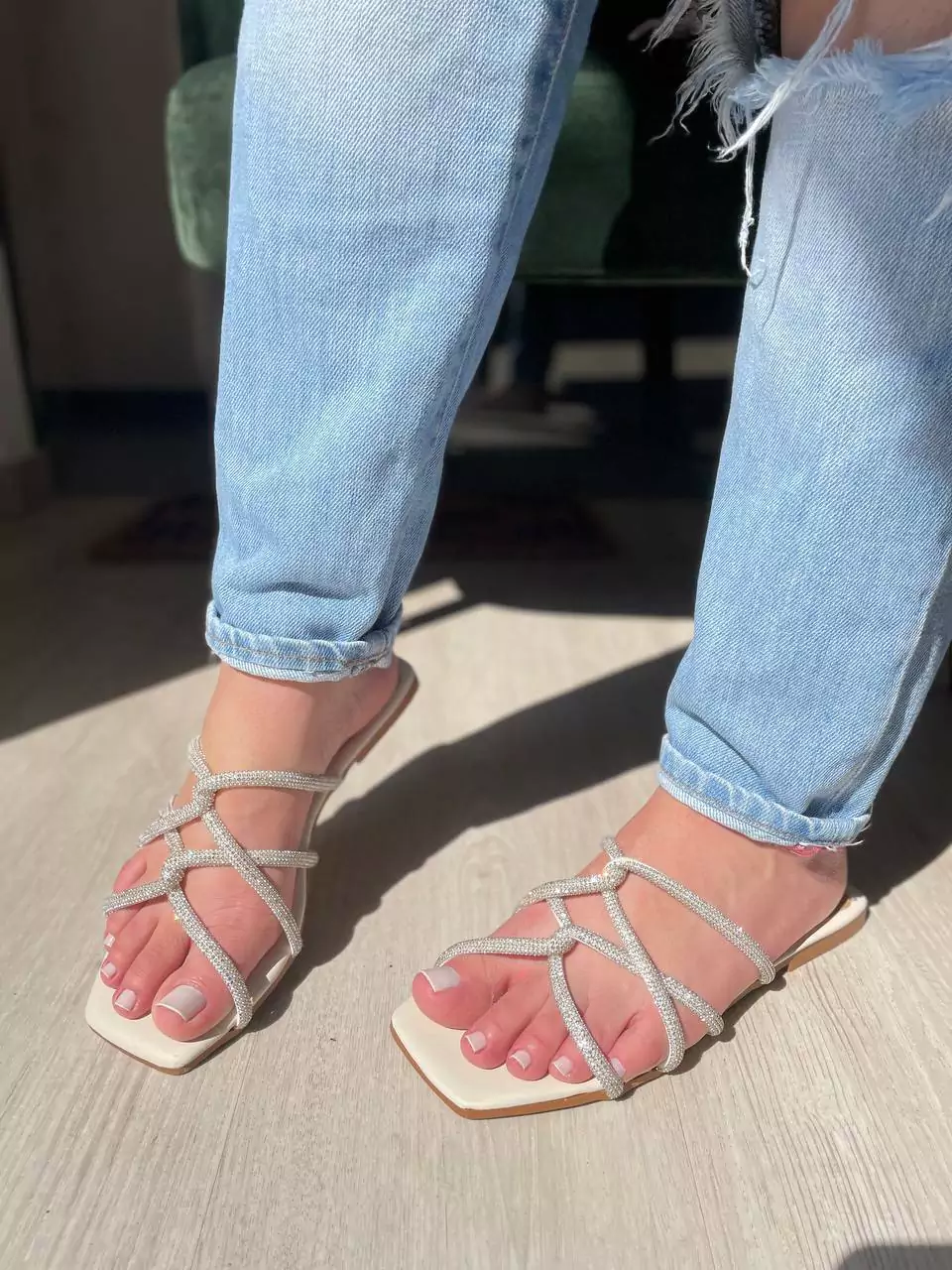 Sandália Rasteira Sara - Off White