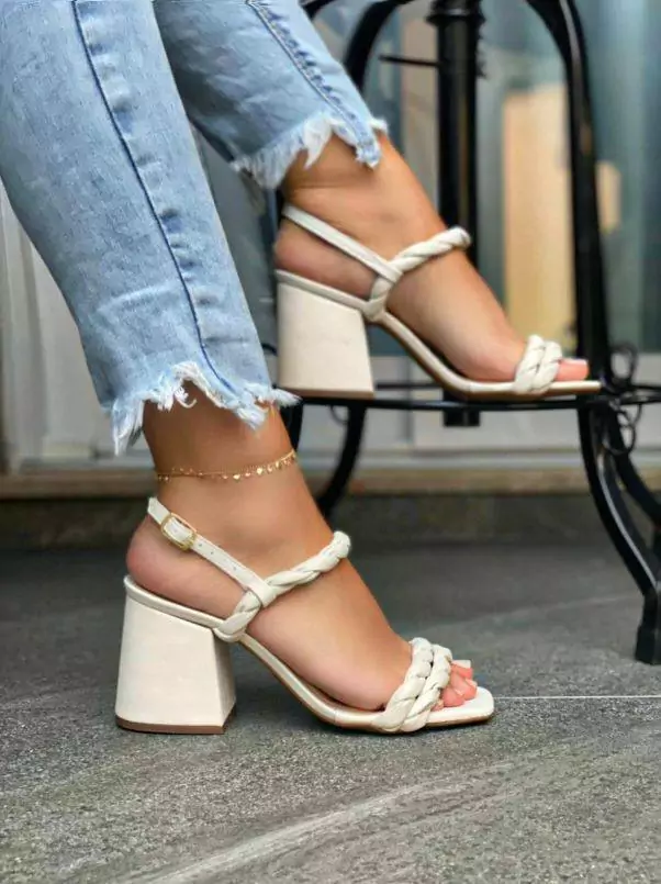 Sandália Tamires - Off White